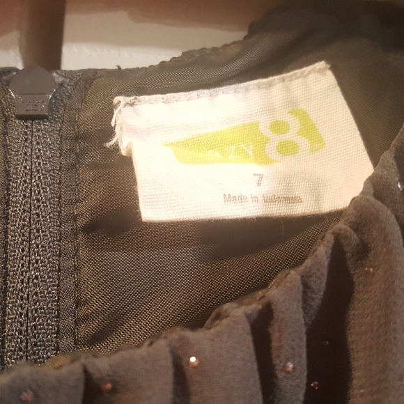 Dark grey dress with silver polka dots - Picture 2 of 4